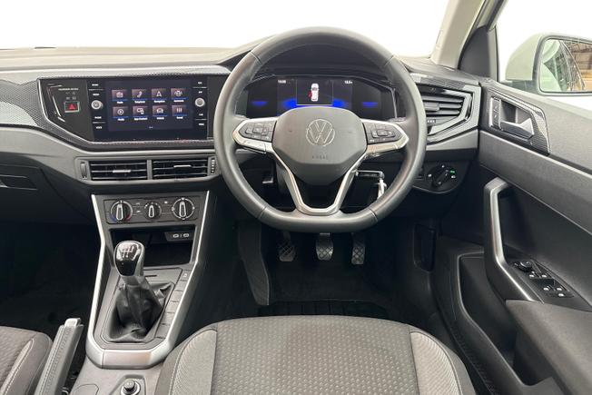 VOLKSWAGEN Polo Photo 11