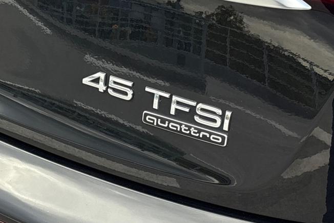 AUDI Q5 Photo 27