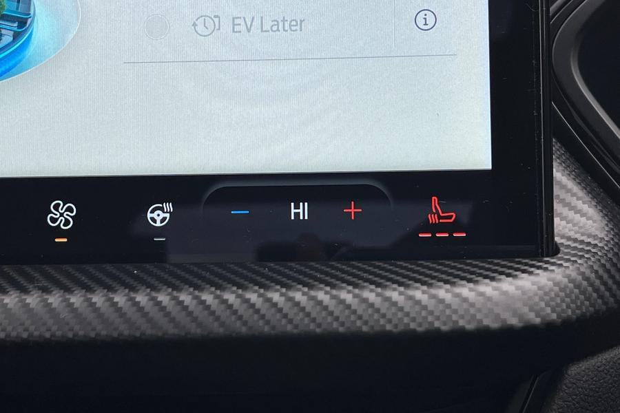 Ford Kuga Photo autoimg-46a9487a628a1ebe174f17a29bf30a34d8e57cad.jpg