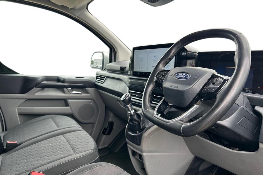 Ford TRANSIT CUSTOM Photo autoimg-46aab6e7db491f99b3af7860a014aa0094f428e7.jpg
