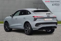 AUDI Q3 Photo 3