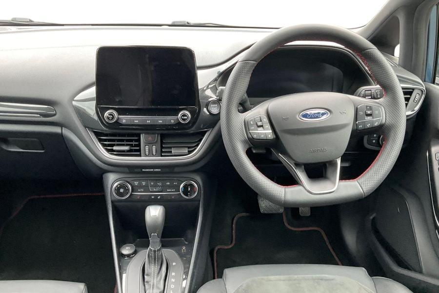 Ford FIESTA Photo autoimg-46aef6b5de1e10bc3e628e5cd11dc9d4aa5f78d4.jpg