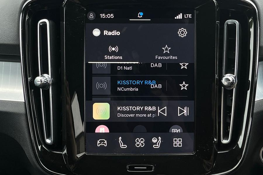 Volvo XC40 Photo autoimg-46aff4699175497a7f015244bc555f74225166f9.jpg