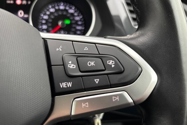 VOLKSWAGEN Tiguan Photo 17