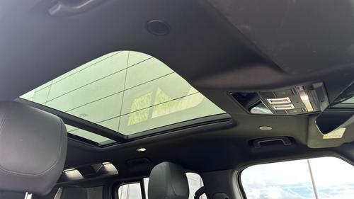 Land Rover Defender Photo autoimg-46b25c99cd6febb6d19ea3d9efdb438f58a7dd7b.jpg