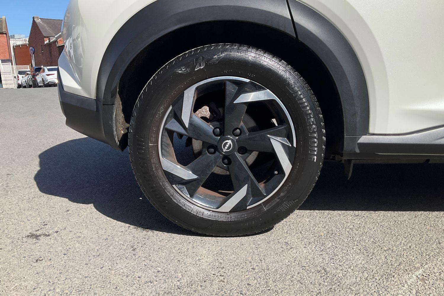 Nissan JUKE Photo 7