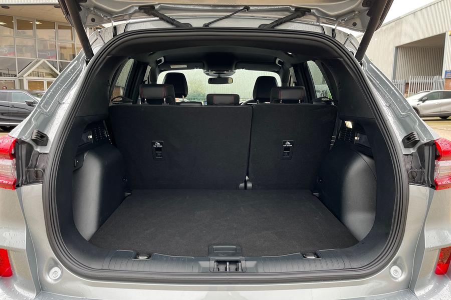 Ford Kuga Photo autoimg-46b37cd7537f105e9deabcbcea3238b7738a1eb9.jpg
