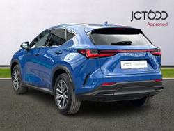 LEXUS Nx Photo 3