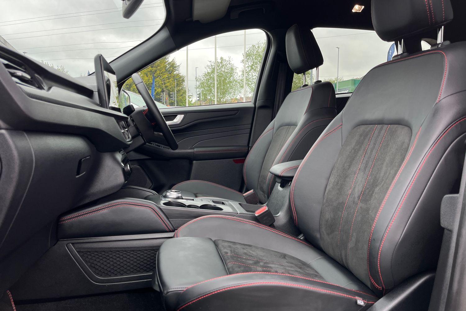 Ford Kuga Photo 18