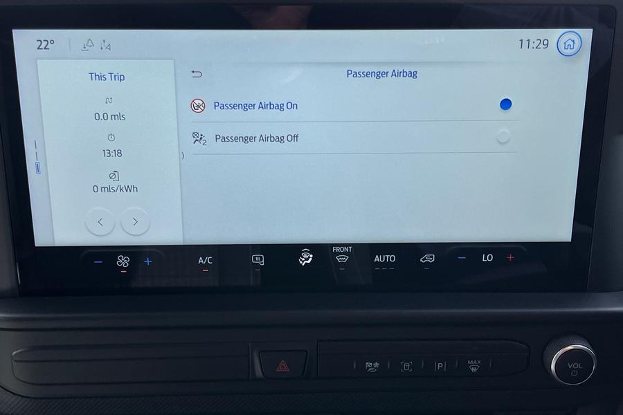 Ford E-Transit Custom Photo autoimg-46c4b6ad804ca0bf877d49e31702ee9dbd1c4b1d.jpg