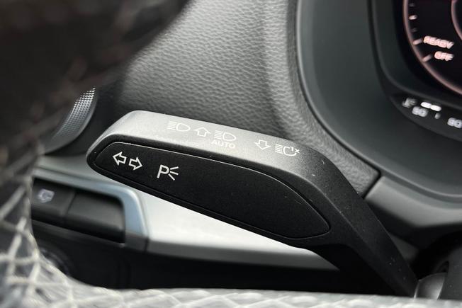 AUDI Q2 Photo 38