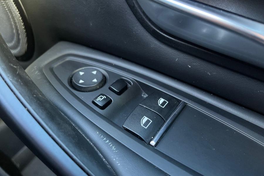 BMW M4 Photo autoimg-46c9eb4765de0bfeed0e25eab21bdeee94b37397.jpg