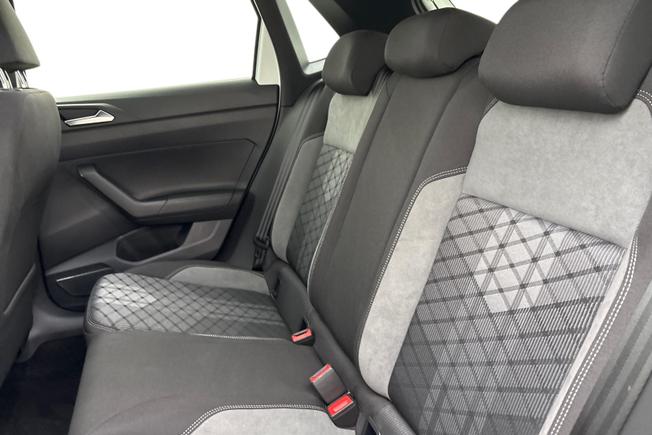 VOLKSWAGEN Polo Photo 9