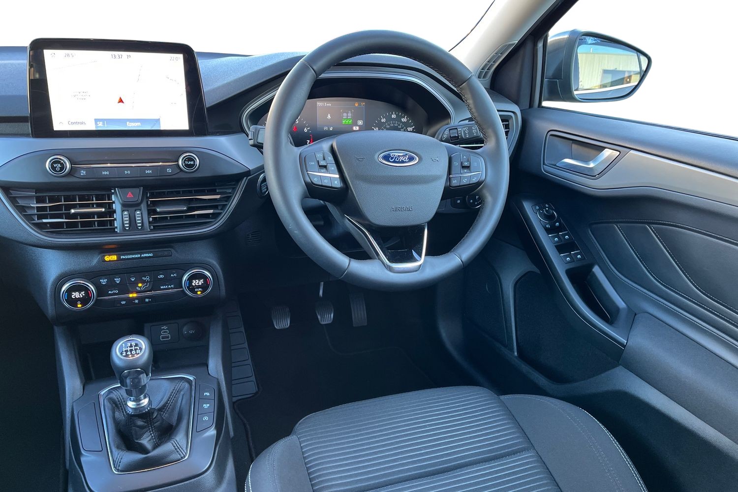 Ford Focus Photo 10