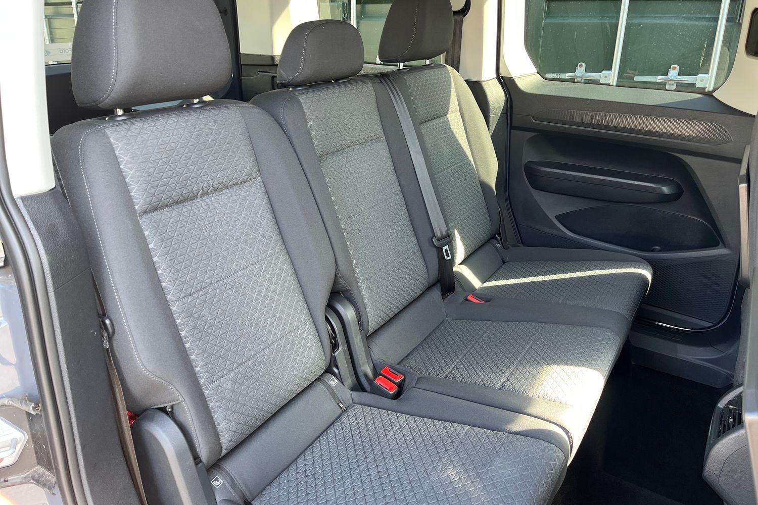 Ford TOURNEO CONNECT Photo 19