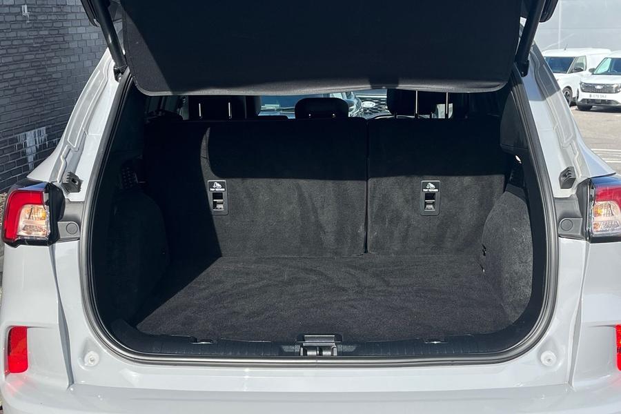 Ford KUGA Photo autoimg-46d0c40f2f78d14ce66ee2805f4cc552dd20104e.jpg