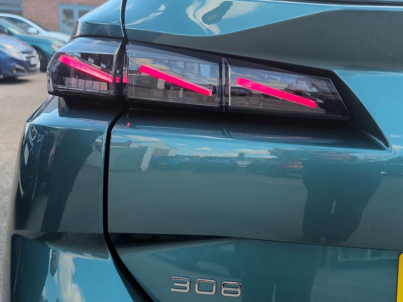 Used Peugeot 308 SW KM25OXG 28