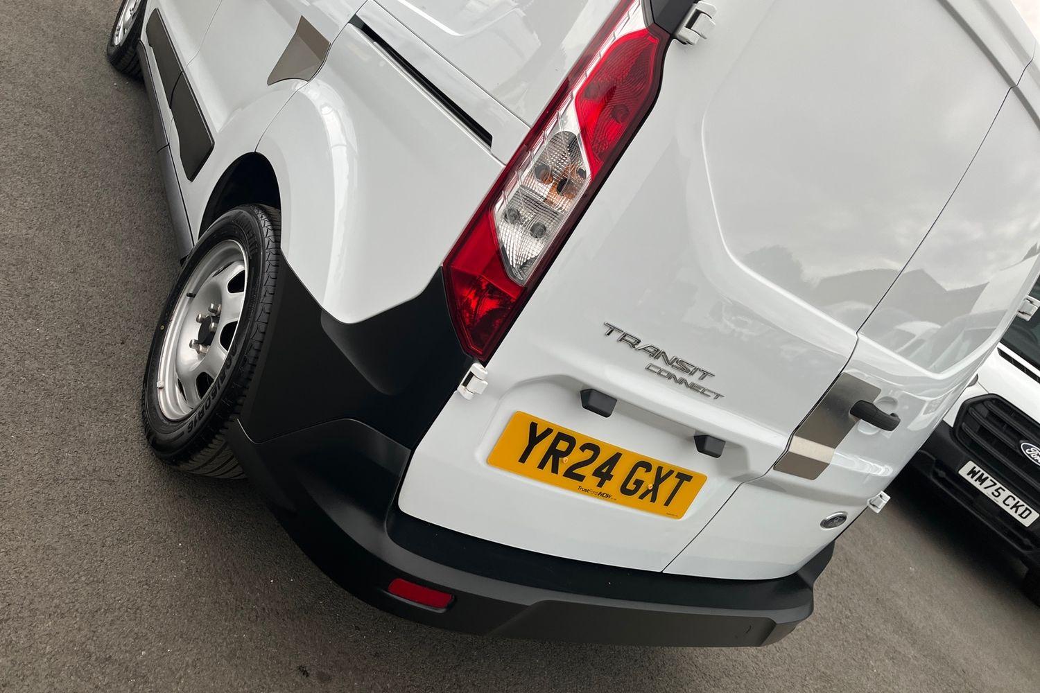 Ford TRANSIT CONNECT Photo 39