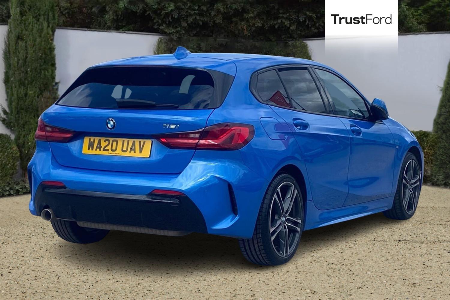 BMW 1 SERIES Photo 3