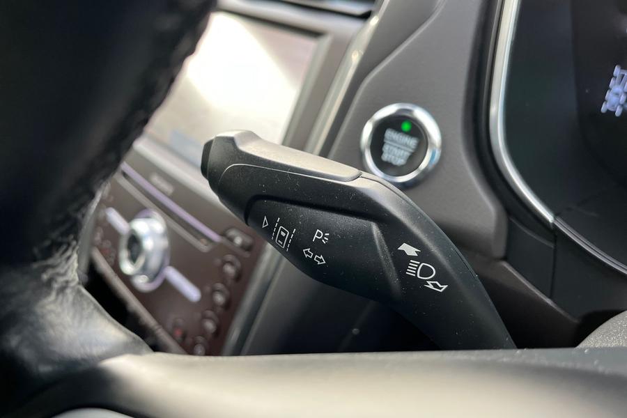 Ford MONDEO Photo autoimg-46d9877f62753f6d40198d1ac8c057ef89e06e1b.jpg