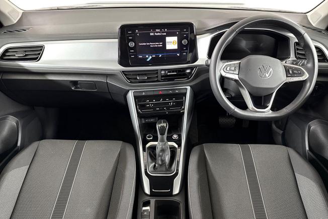 VOLKSWAGEN T-Roc Photo 10