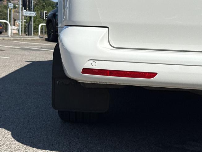 VOLKSWAGEN Transporter Photo 35