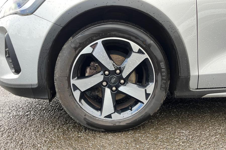 Ford FOCUS Photo autoimg-46e824b4d50771b21a8a5dd5bf001bb630fc5517.jpg