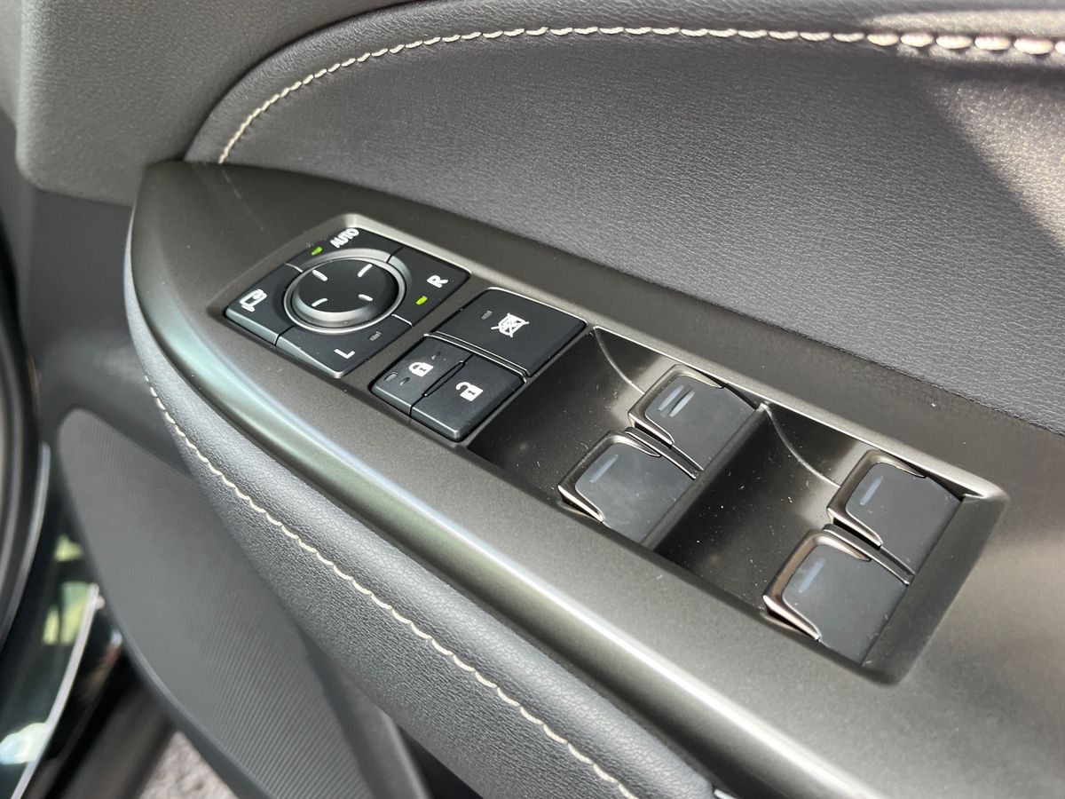 Lexus NX Photo 27