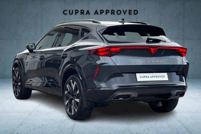 CUPRA Formentor Photo 3