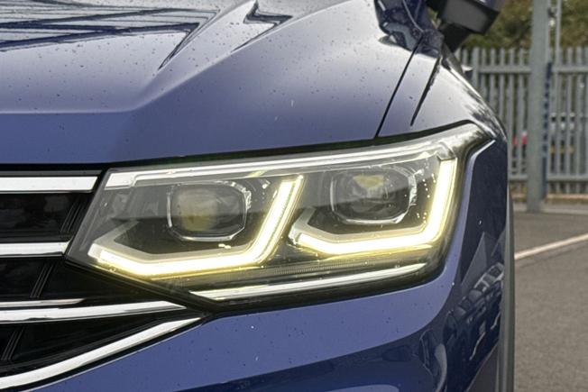 VOLKSWAGEN Tiguan Photo 37