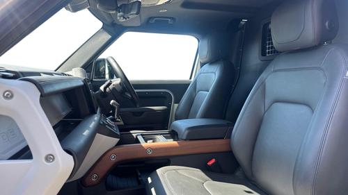 Land Rover Defender Photo autoimg-46e90b75ffb6c8cc7c08ca05db1d5519e3600722.jpg