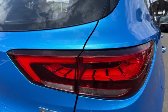 MG MG ZS Photo 18