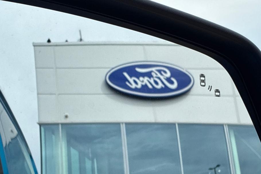 Used Ford TRANSIT COURIER SW25HKX 40