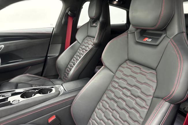 AUDI Rs E-Tron Gt Photo 29