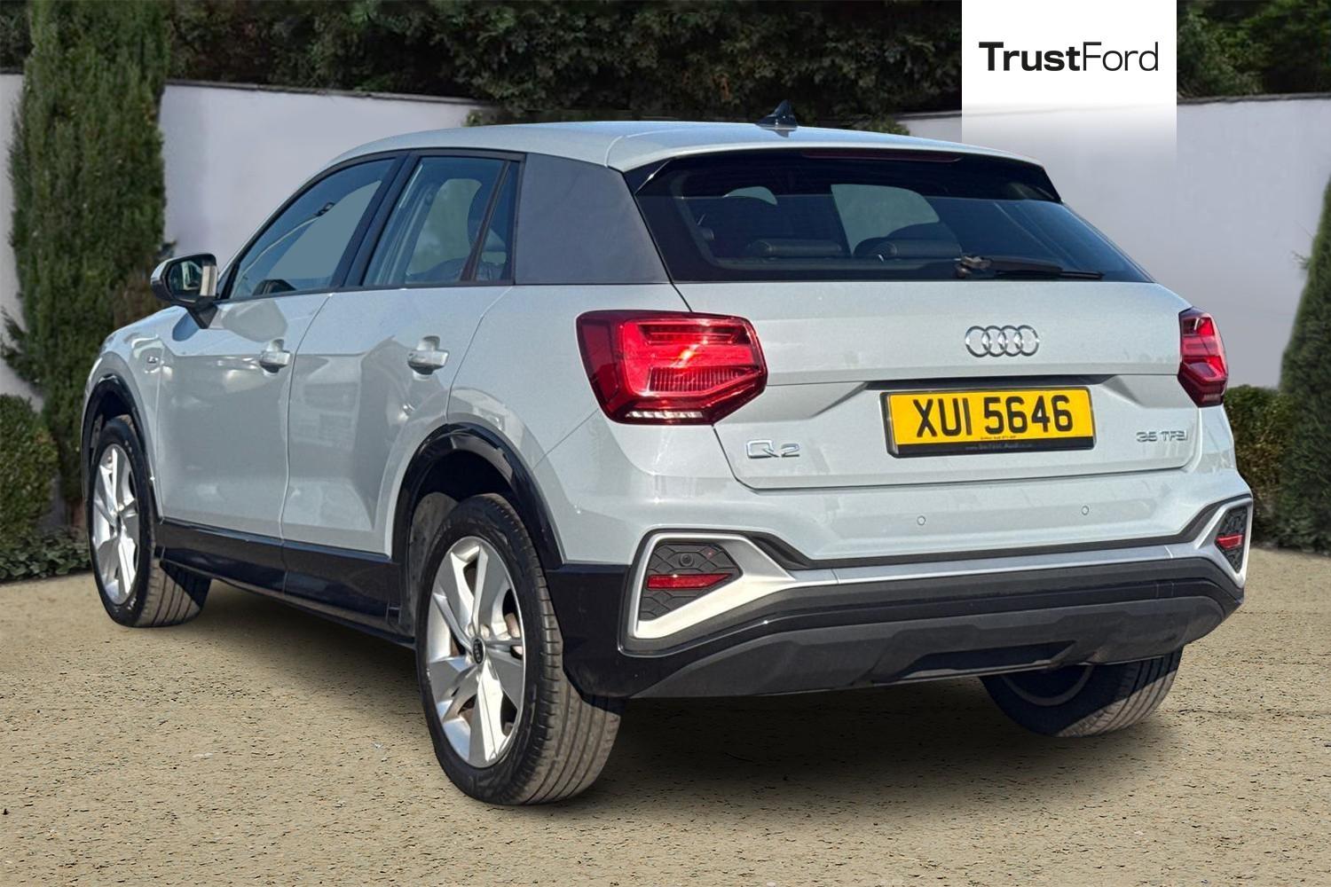 Audi Q2 Photo 1