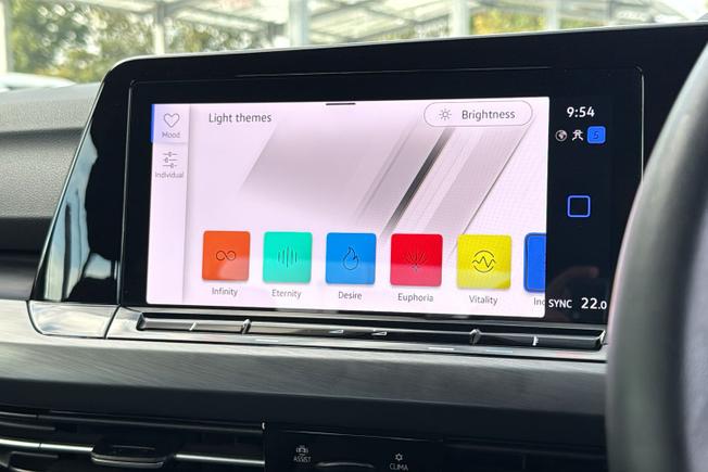 VOLKSWAGEN Golf Photo 33