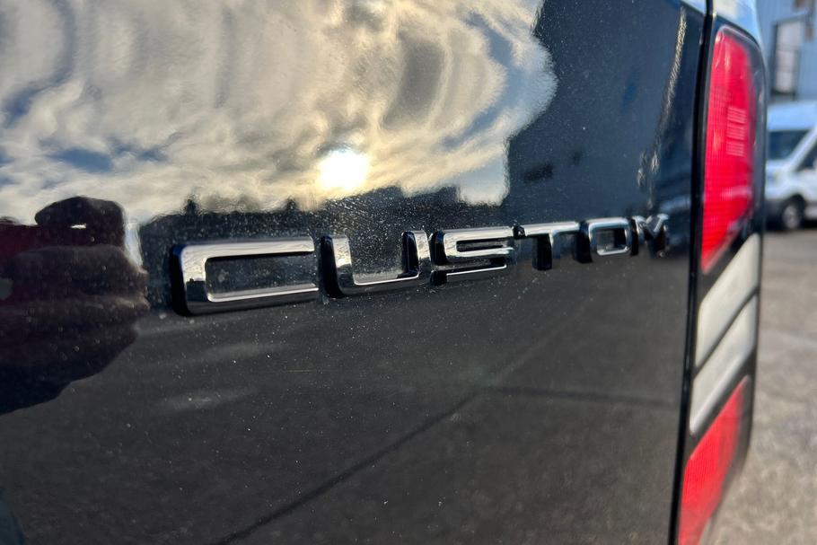 Used Ford TRANSIT CUSTOM 20