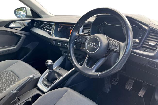 AUDI A1 Photo 6