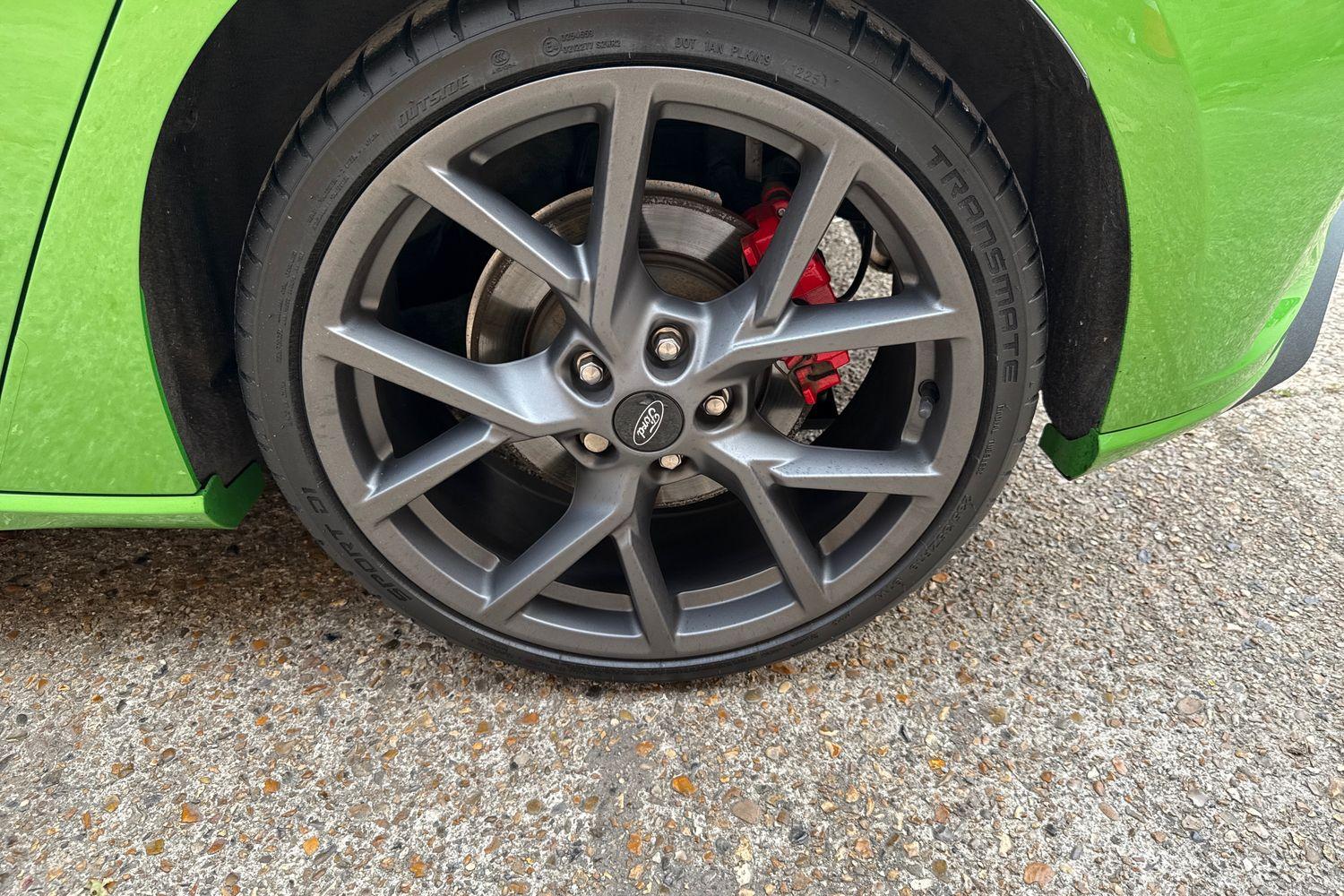 Ford FOCUS Photo 33