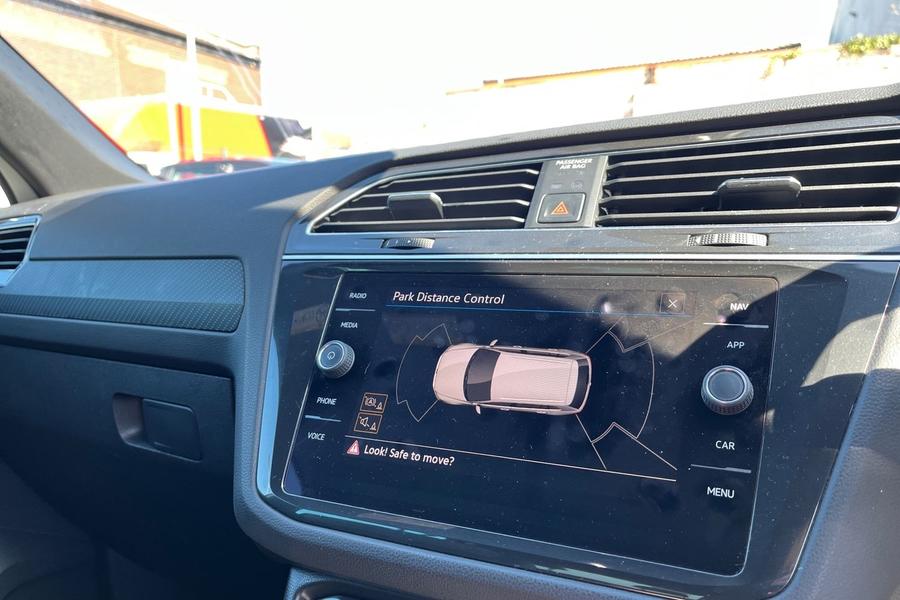 Volkswagen TIGUAN Photo autoimg-470ba4945359297caee464e86800ccd0d57a8970.jpg