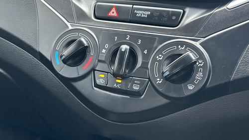 Suzuki Baleno Photo autoimg-470c07d7b722d27ad0227fceb70da8dccdf6c7ef.jpg
