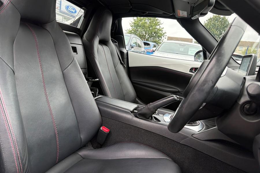 Mazda MX-5 Photo autoimg-470cc59658225c13a91e4da53b258ed243d1adad.jpg