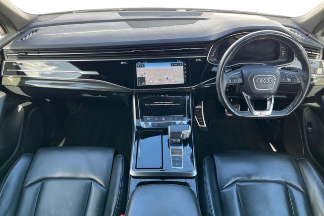 Audi Q7 Photo 11
