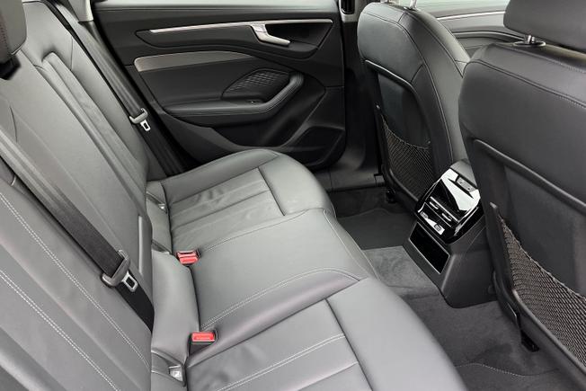 Audi A6 Photo 44