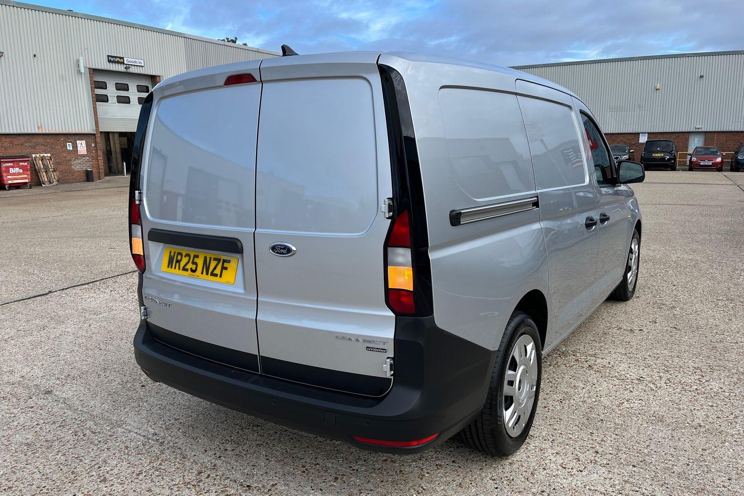 Ford TRANSIT CONNECT Photo 39
