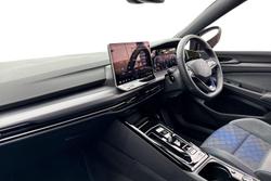 Volkswagen Golf Photo 2