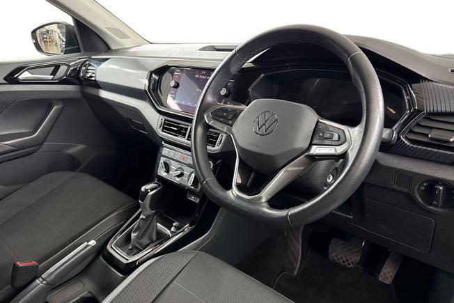 VOLKSWAGEN T-Cross Photo 6
