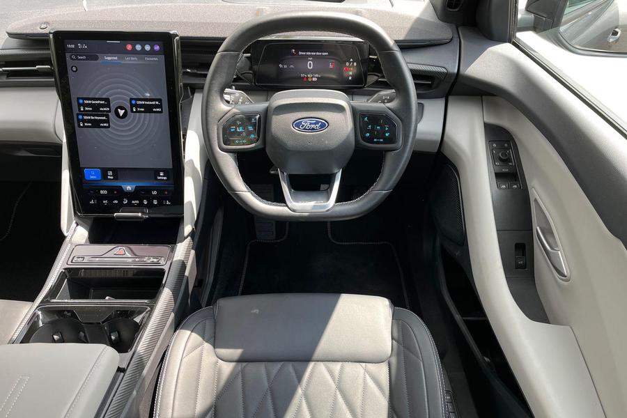 Ford Explorer Photo autoimg-47228207e475d91ee5112e752210b2f83bcf7c73.jpg