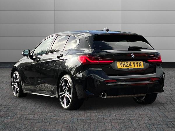 BMW 1 Series Photo autoimg-472313a3d3b234e33b8563108193c3a43af0c1fe.jpg