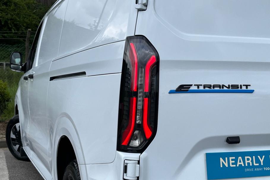 Used FORD E-TRANSIT CUSTOM HT74EJG 30